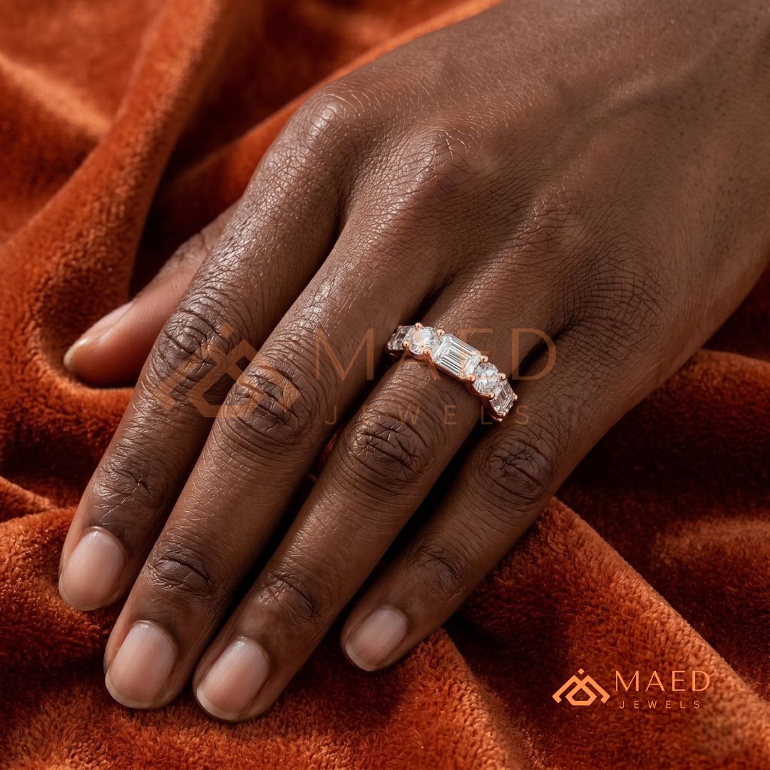 5-Stone Mixed Cut Diamond Wedding Band | Emerald & Round Moissanite Anniversary Ring in Silver, 14K Gold, & Rose Gold