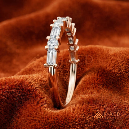 Alternating Baguette & Round Cut Diamond Wedding Band | Shared Prong Multi-Stone Anniversary Ring in Silver, 14K Gold, & Rose Gold