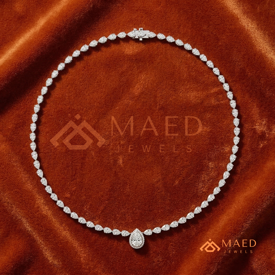 pear-cut diamond drop necklace
