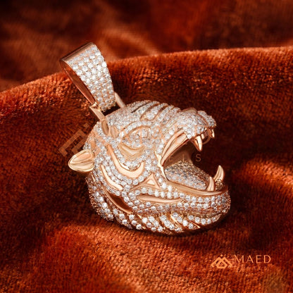 The Roaring Tiger Iced Out Pendant – High-Detail Hip Hop Jewelry