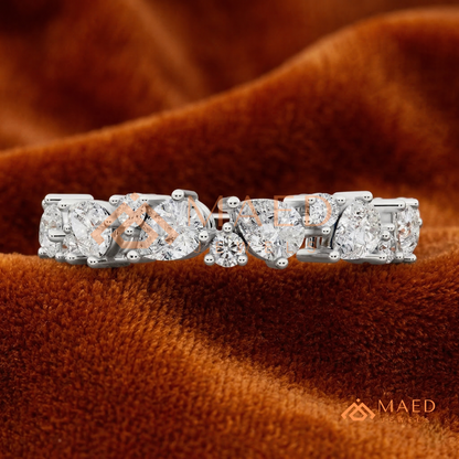 The Amara Scattered Cluster Band | Asymmetric Pear & Round Wave Ring