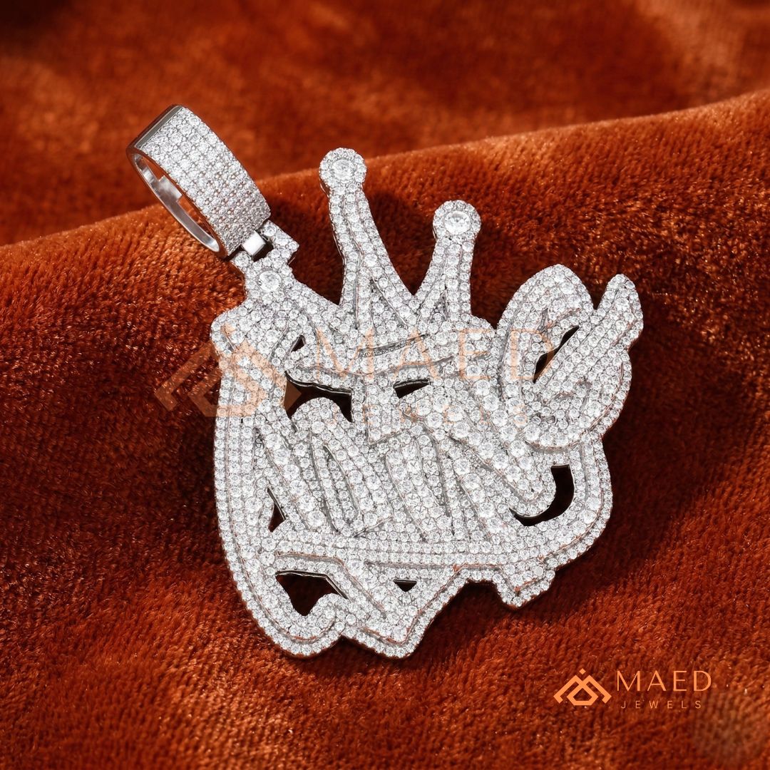 Iced-Out "KING" Crown Pendant – Premium Micro-Pave Diamond Finish