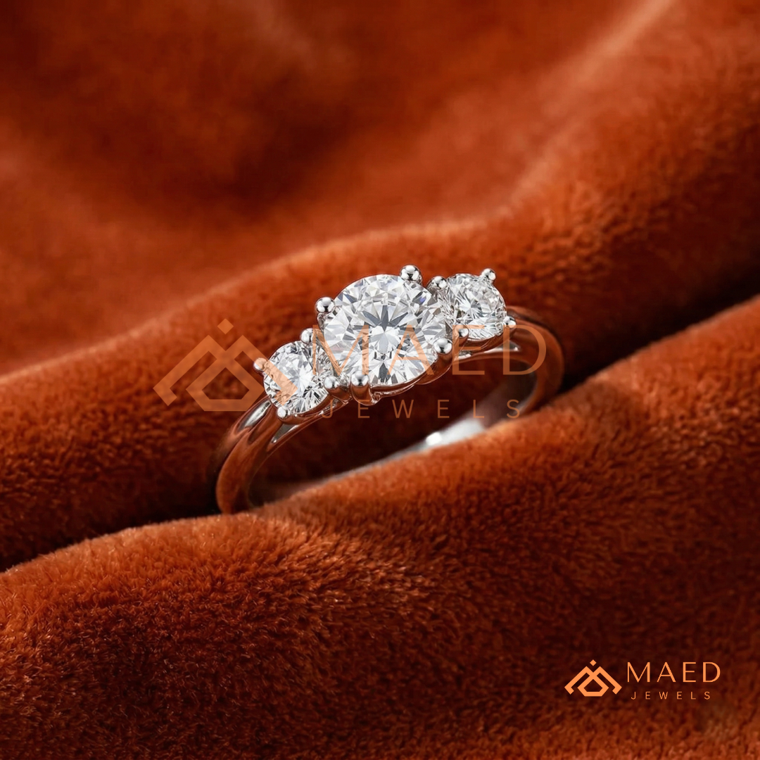Classic Round Brilliant Cut Three Stone Ring | 14k Gold, Rose Gold & Silver