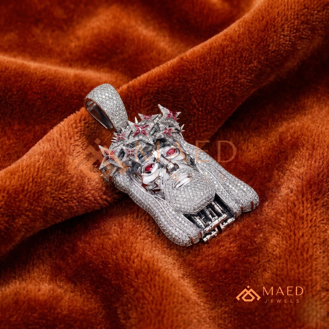 Fully Flooded Jesus Head Statement Charm – Crown of Thorns Hip Hop Pendant
