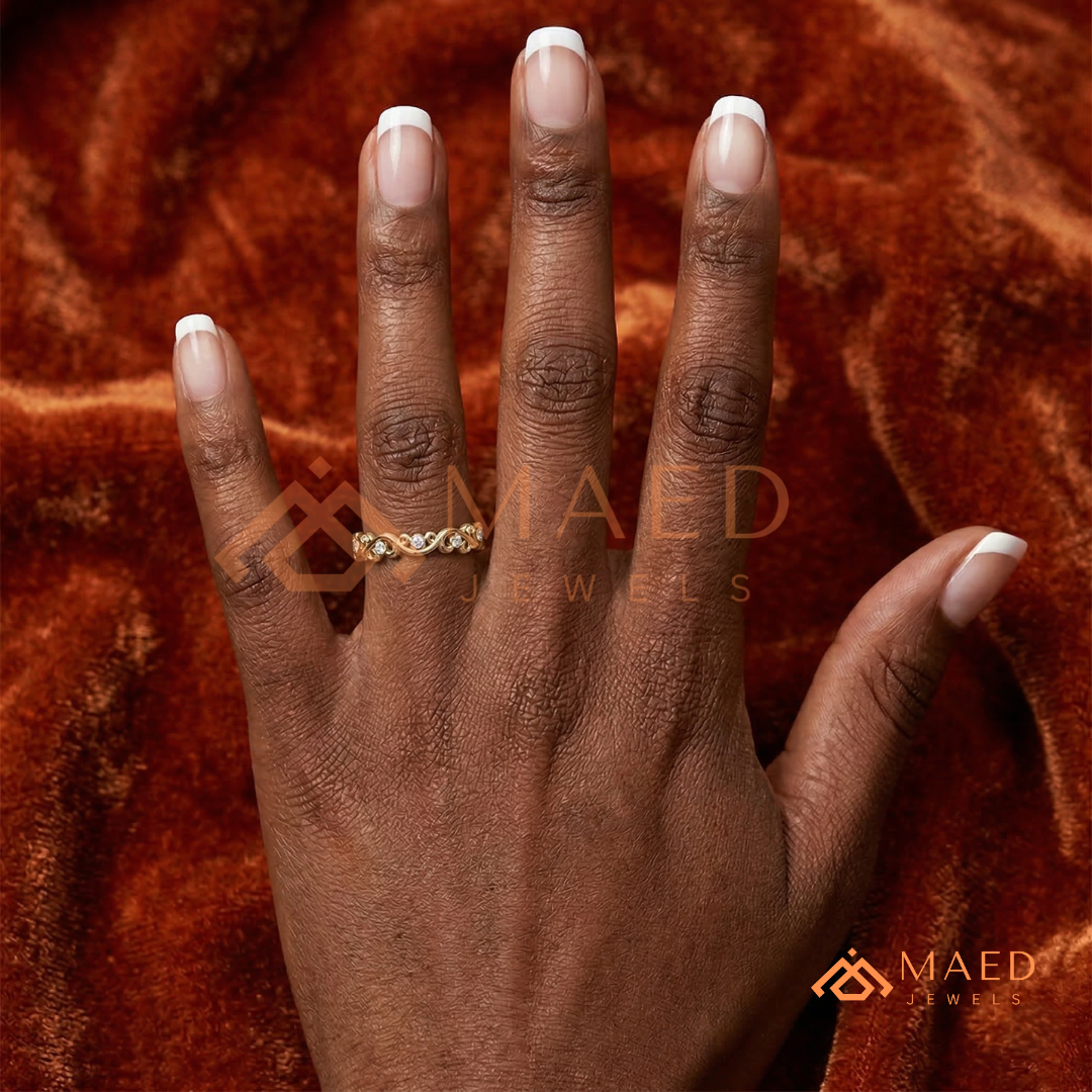 The Amoret Crown Band | Delicate Bezel Diamond Tiara Wave Ring
