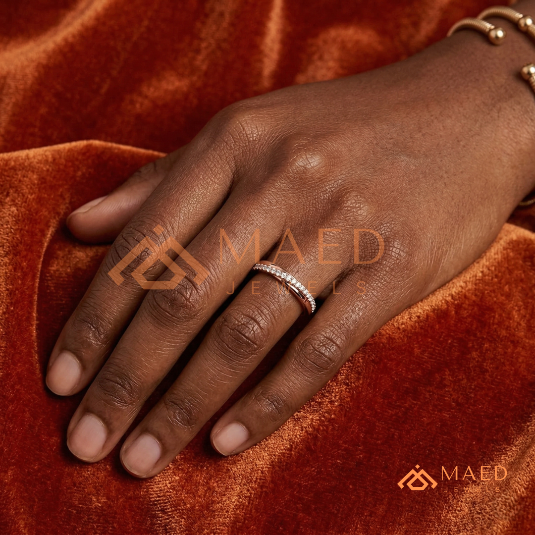 Scattered Baguette & Round Cut Diamond Wedding Band | Mosaic Cluster Anniversary Ring in Silver, 14K Gold, & Rose Gold