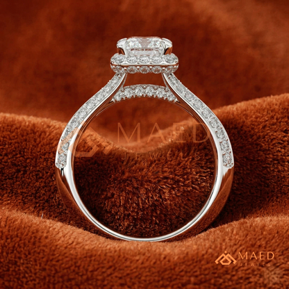 Classic Round 3-Stone Engagement Ring with Twisted Pavé Band