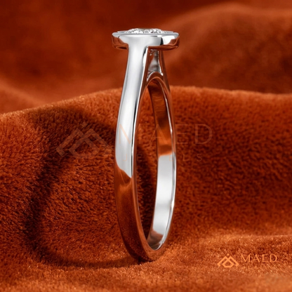 The Solitaire Bezel Ring – Round Brilliant Gemstone (Silver & 14k Gold)
