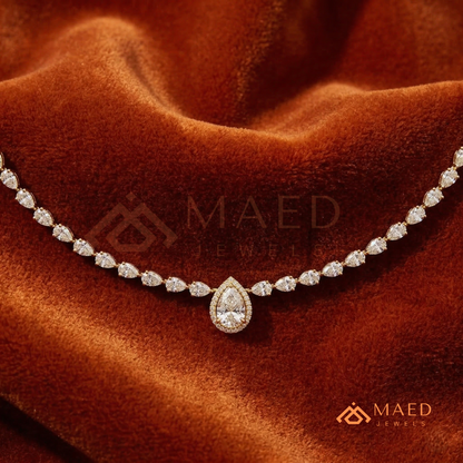 pear-cut diamond drop necklace