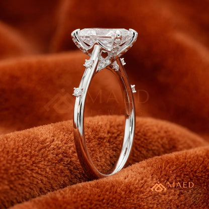 Radiant Cut Solitaire Engagement Ring with Dotted Accent Band