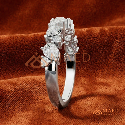 The Amara Scattered Cluster Band | Asymmetric Pear & Round Wave Ring
