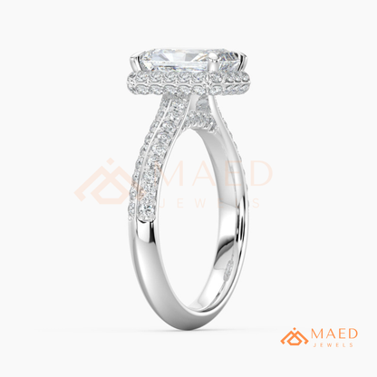 Classic Round 3-Stone Engagement Ring with Twisted Pavé Band