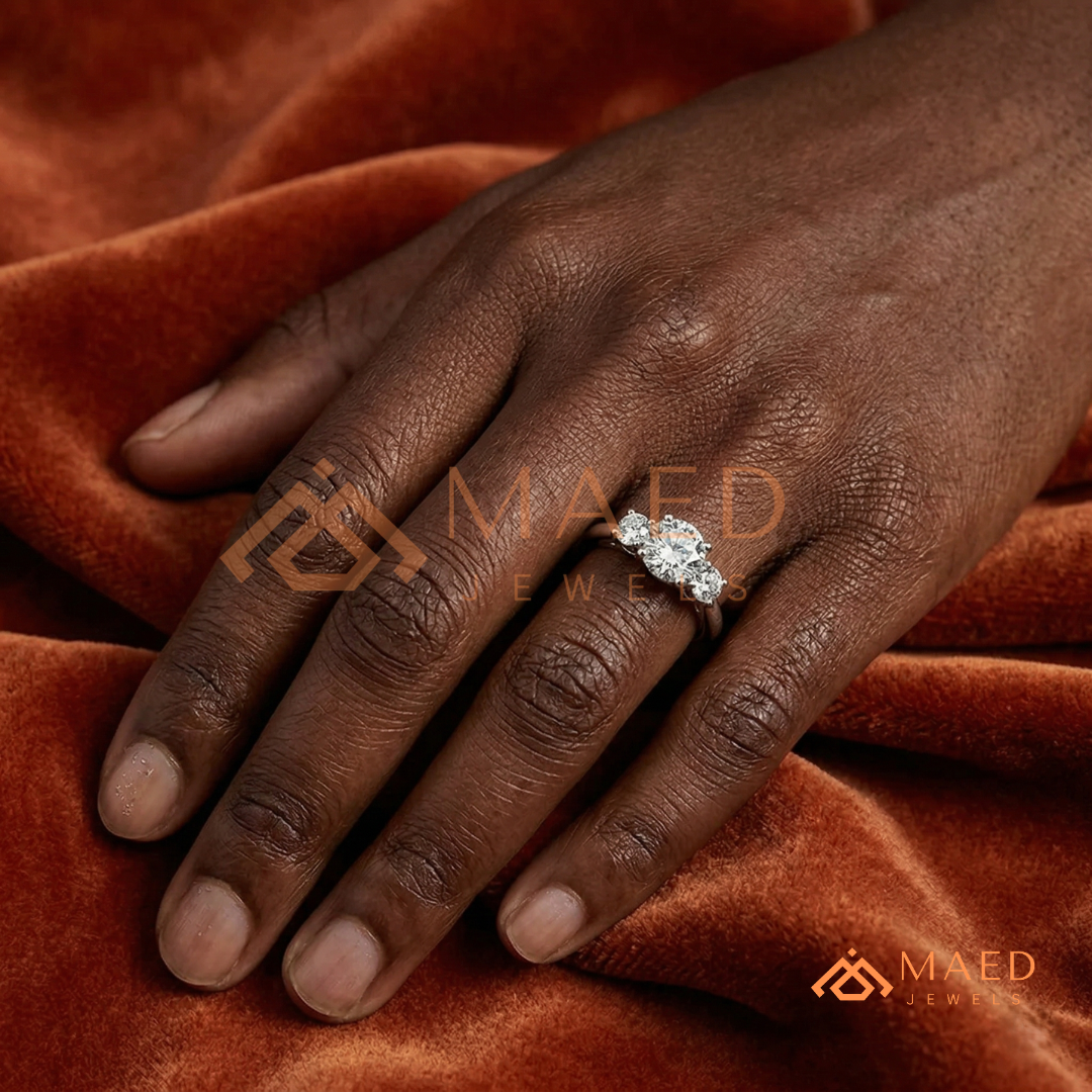 Classic Round Brilliant Cut Three Stone Ring | 14k Gold, Rose Gold & Silver