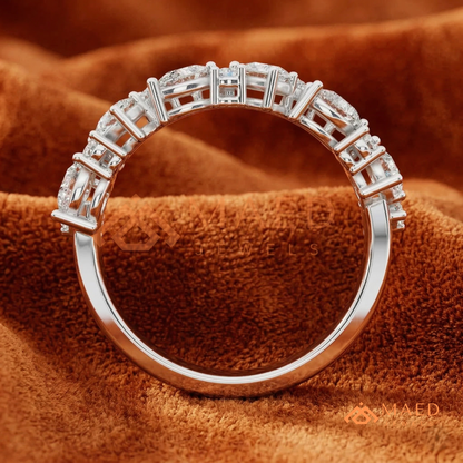 The Amara Scattered Cluster Band | Asymmetric Pear & Round Wave Ring