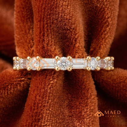 Alternating Baguette & Round Cut Diamond Wedding Band | Shared Prong Multi-Stone Anniversary Ring in Silver, 14K Gold, & Rose Gold
