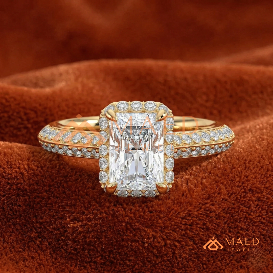 Classic Round 3-Stone Engagement Ring with Twisted Pavé Band