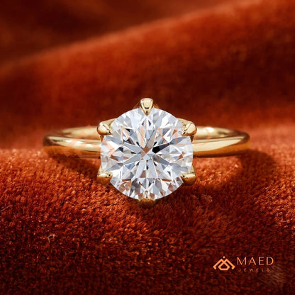 Classic Round Brilliant Cut Diamond Engagement Ring