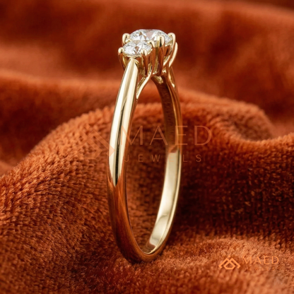 Classic Round Brilliant Cut Three Stone Ring | 14k Gold, Rose Gold & Silver