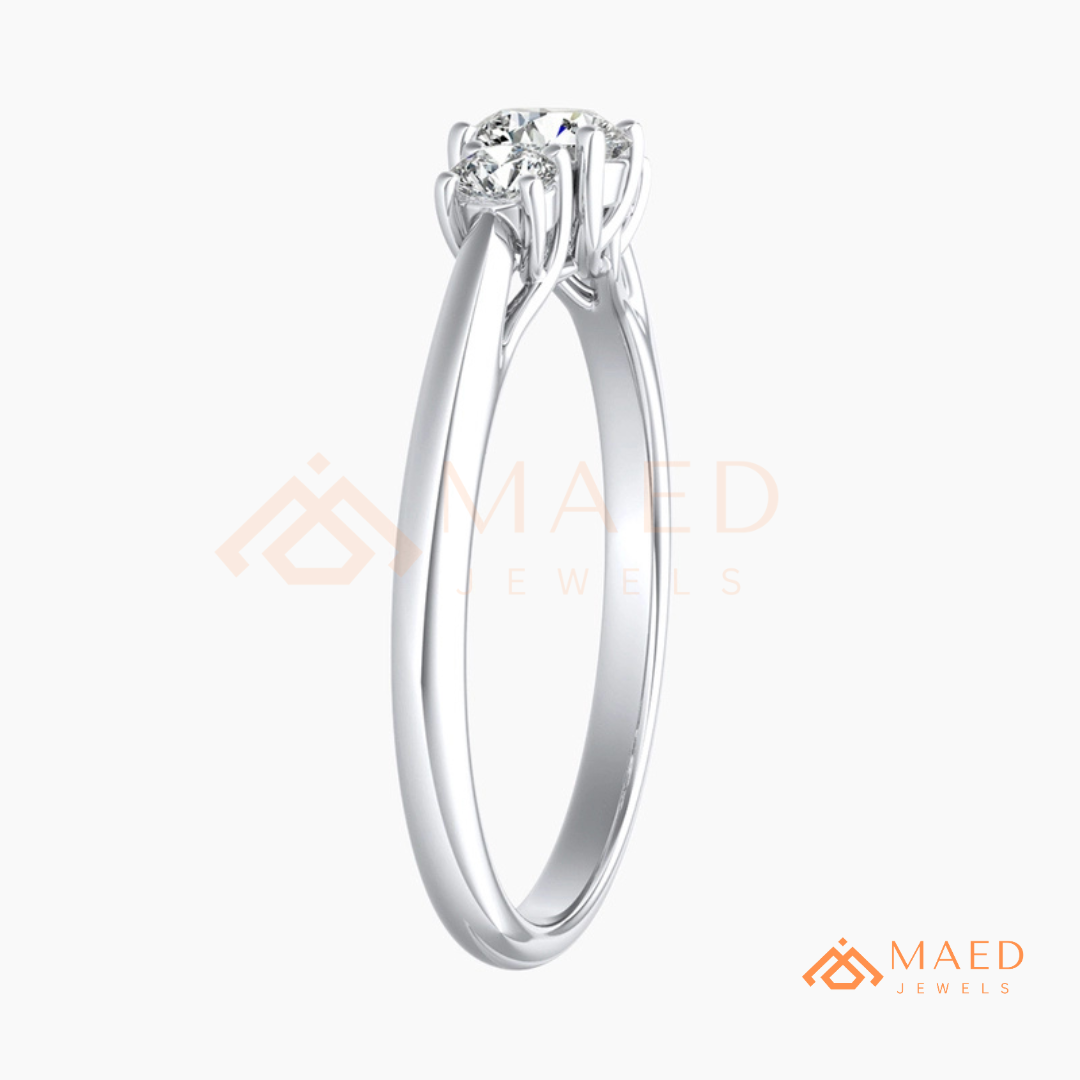 Classic Round Brilliant Cut Three Stone Ring | 14k Gold, Rose Gold & Silver