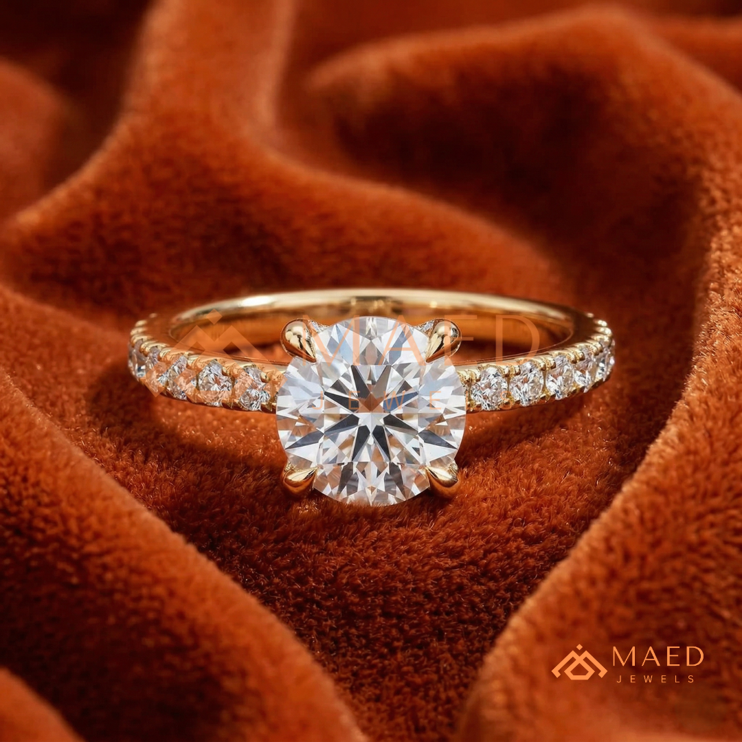 Classic Round Cut Solitaire Engagement Ring with Pavé Diamond Band