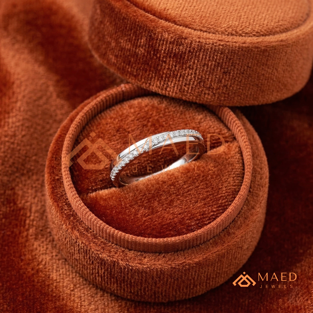 Scattered Baguette & Round Cut Diamond Wedding Band | Mosaic Cluster Anniversary Ring in Silver, 14K Gold, & Rose Gold