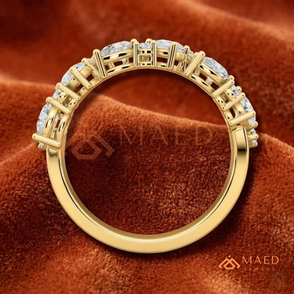 The Amara Scattered Cluster Band | Asymmetric Pear & Round Wave Ring