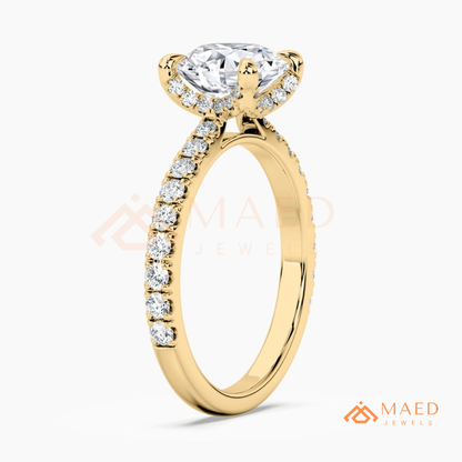 Classic Round Cut Solitaire Engagement Ring with Pavé Diamond Band