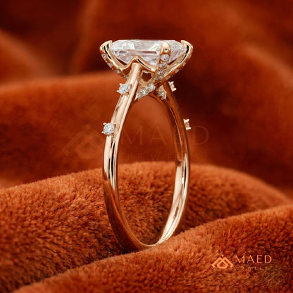 Radiant Cut Solitaire Engagement Ring with Dotted Accent Band