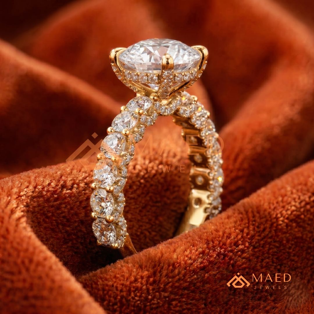 Round Brilliant Cut Engagement Ring with Shared Prong Band | 14k Gold, Rose Gold & Silver