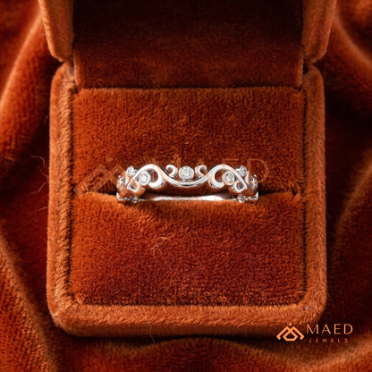 The Amoret Crown Band | Delicate Bezel Diamond Tiara Wave Ring