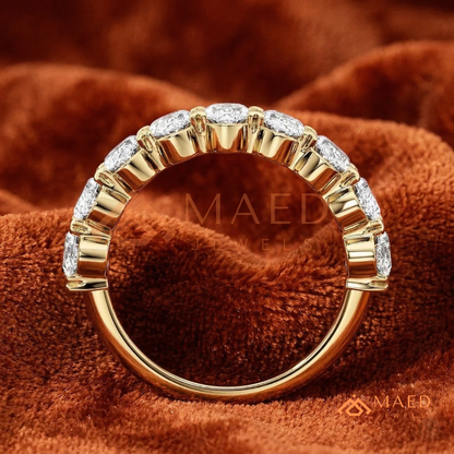 The Aria Oval Band | Shared Prong Anniversary Wedding Ring