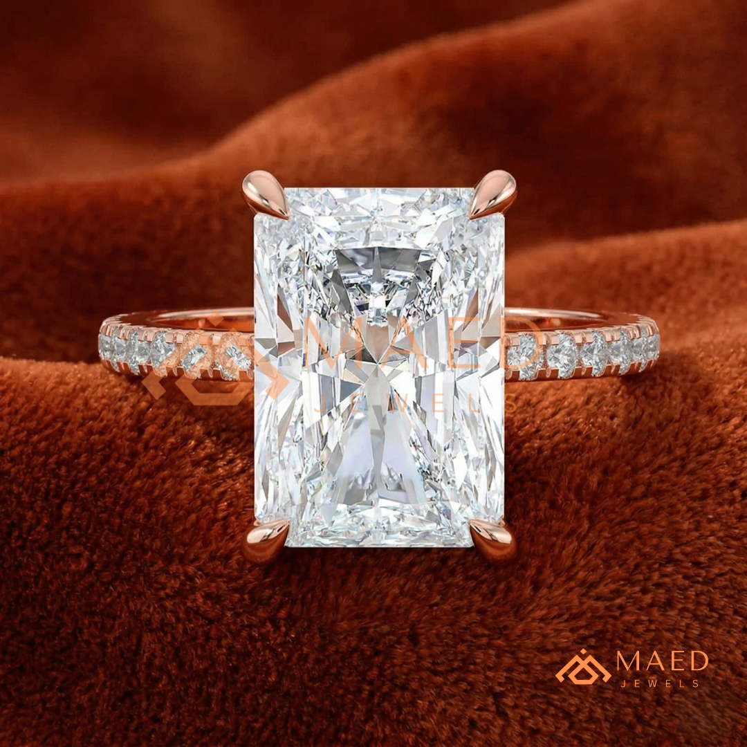 Classic Round 3-Stone Engagement Ring with Twisted Pavé Band