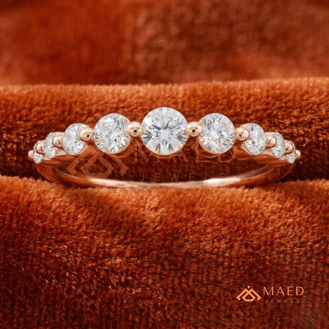 Graduated Round Cut Diamond Wedding Band | Floating Bubble Prongs Anniversary Ring in Silver, 14K Gold, & Rose Gold