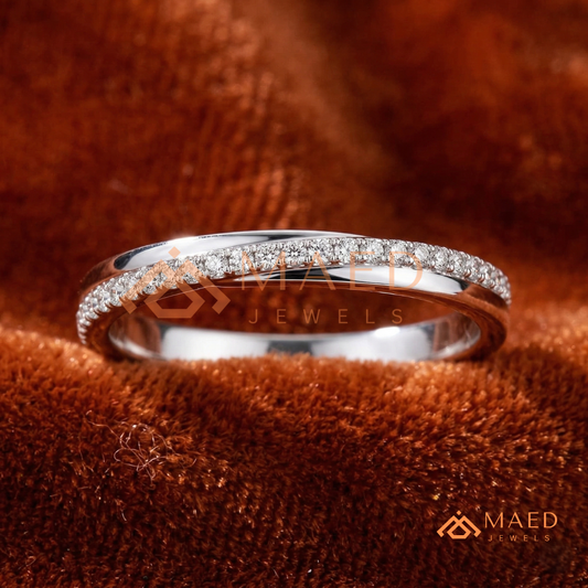 Scattered Baguette & Round Cut Diamond Wedding Band | Mosaic Cluster Anniversary Ring in Silver, 14K Gold, & Rose Gold