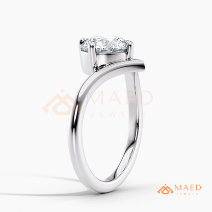 Round Cut Chevron Engagement Ring | V-Shaped Band Solitaire in Silver, 14K Gold, & 14K Rose Gold