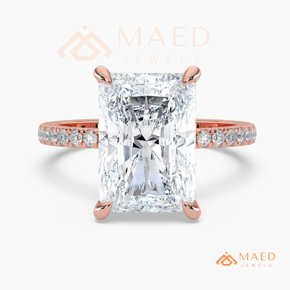 Classic Round 3-Stone Engagement Ring with Twisted Pavé Band