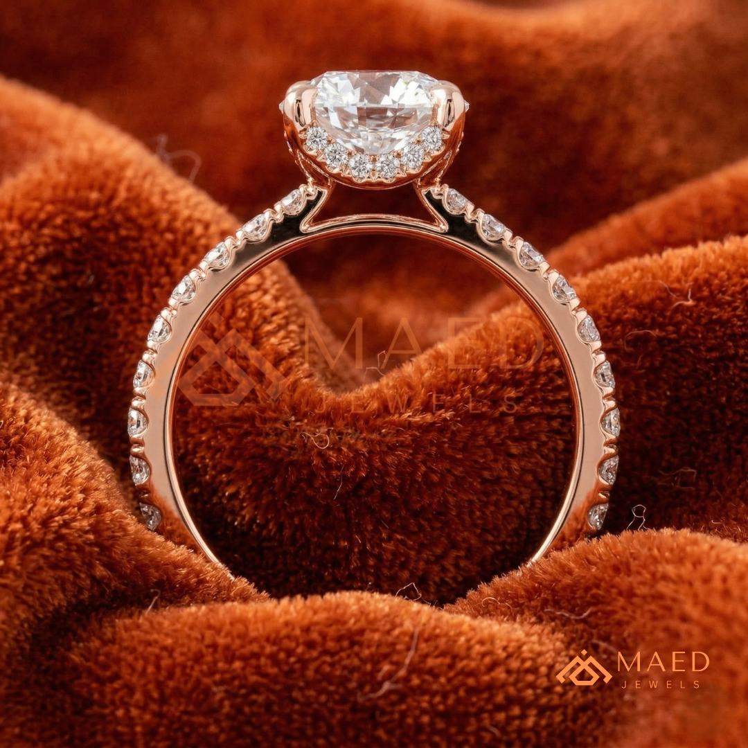 Classic Round Cut Solitaire Engagement Ring with Pavé Diamond Band